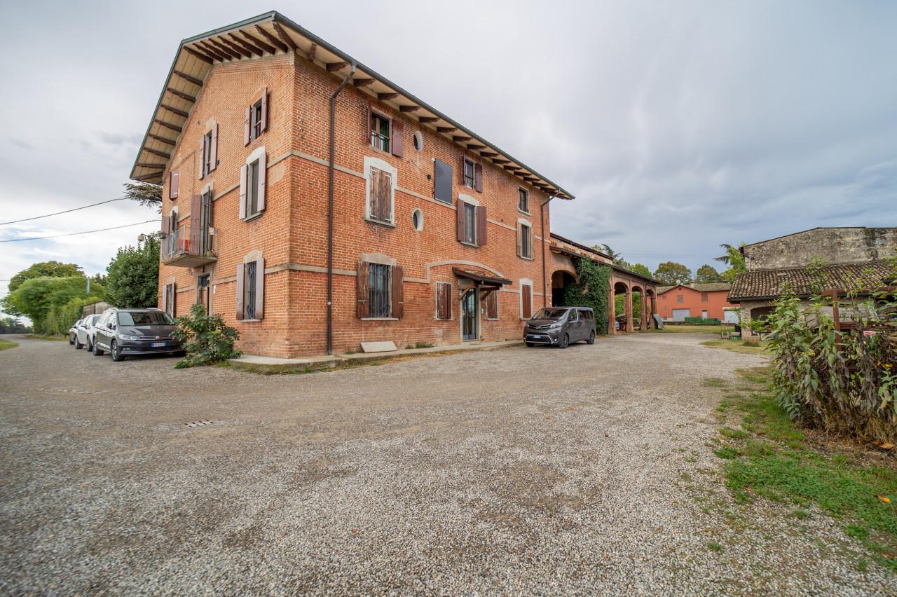 Villa in vendita a Collecchio