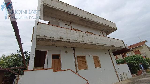 Detached house in {3}, Ovidio - Photo 1