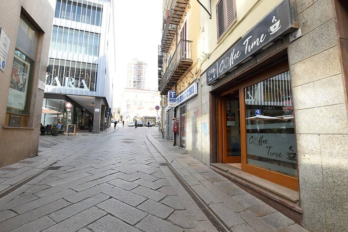 Esercizio commerciale in Corso Vittorio Emanuele 6, Sassari, {3} - Foto 2