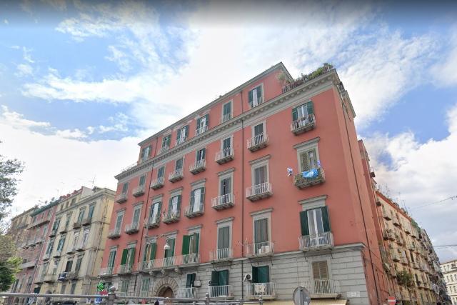 Apartament in {3}, Piazza Cavour - Photo 1