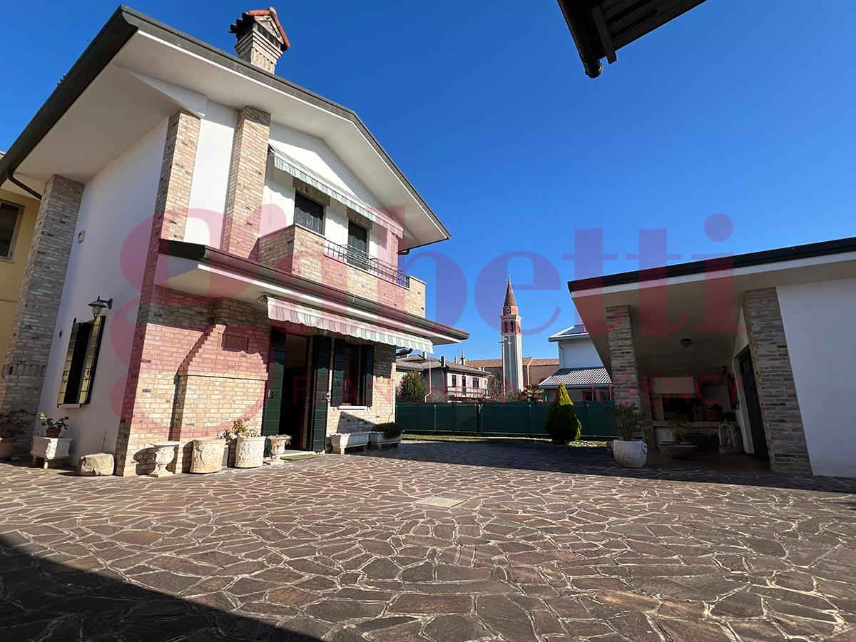 Villa in vendita a Arzergrande