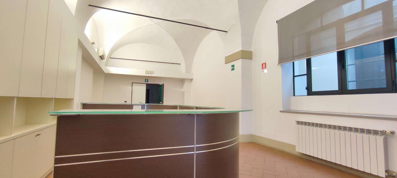 Ufficio in Via degli Scali della Dogana d'Acqua 30, Livorno, {3} - Foto 2