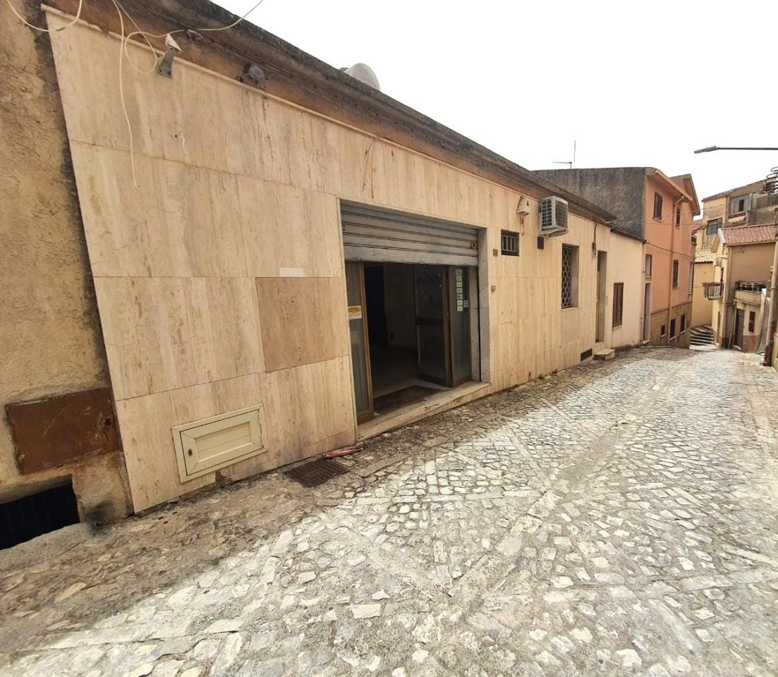 Negozio in Via Roma 22, Contessa Entellina, {3} - Foto 1