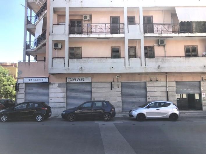 Negozio in Via Andrea Palma 40, Siracusa, {3} - Foto 1