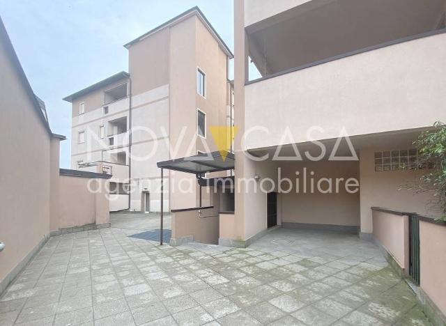 2-room flat in Via Stazione, Crema - Photo 1