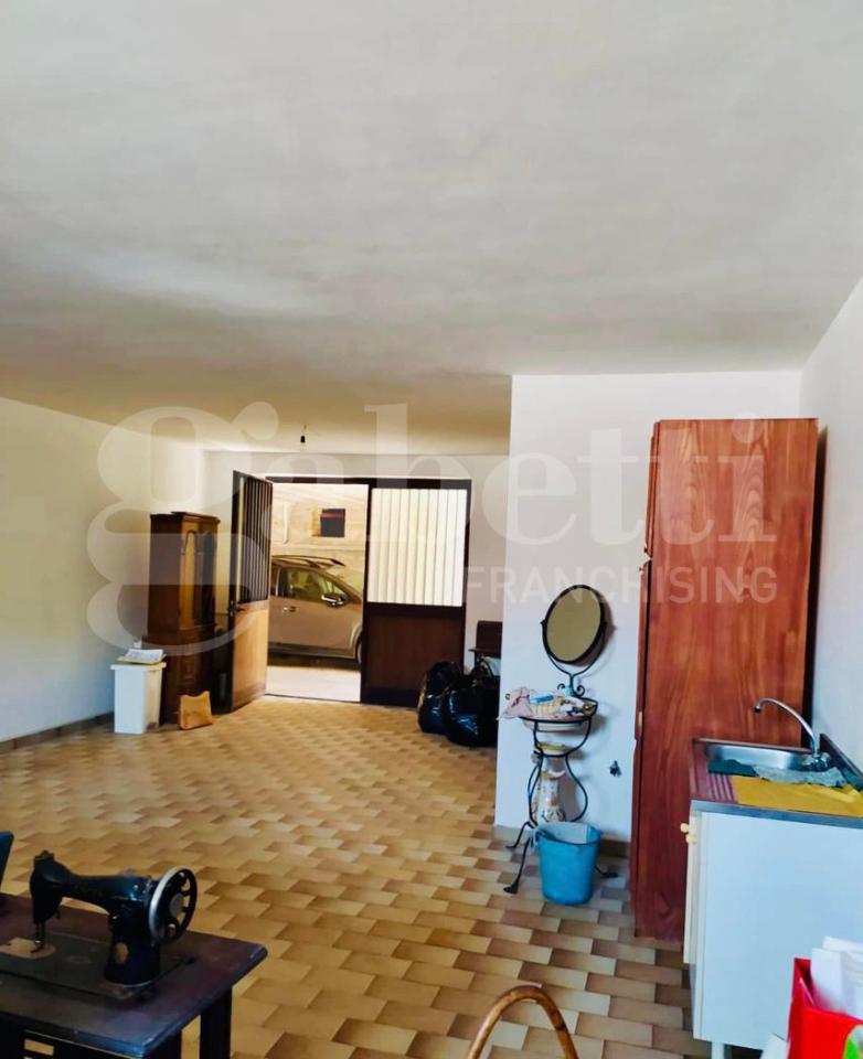 Magazzino in Via della Croce 1, Vejano, {3} - Foto 2