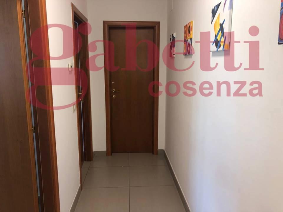 Ufficio in Cosenza Viale Mancini Snc, Cosenza, {3} - Foto 2