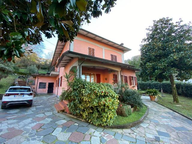 Villa in Via Codena 17b, Carrara - Foto 1