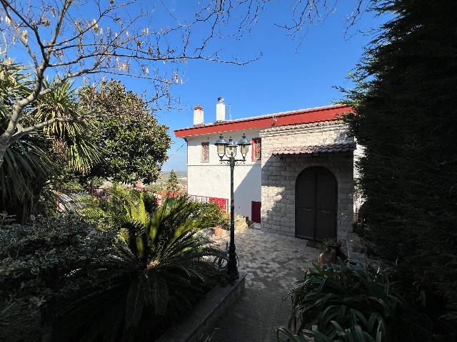 Villa a schiera in Via Collina Santa Lucia, Cassano delle Murge - Foto 1