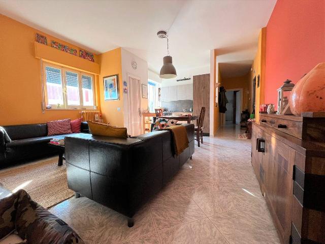 3-room flat in Via Papa Pio XII 4, Cassano delle Murge - Photo 1