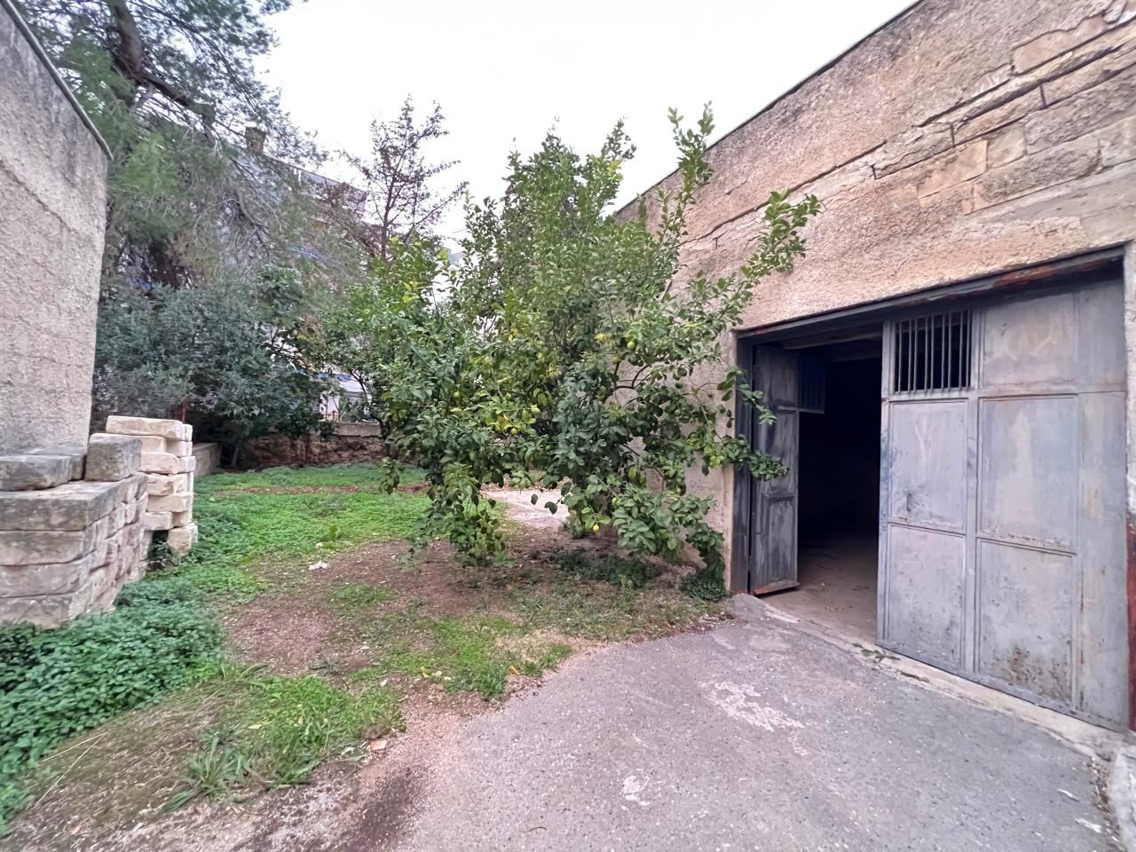 Parcheggio chiuso in Cassano delle Murge, Bari, Puglia, Italia, Cassano Delle Murge, {3} - Foto 2