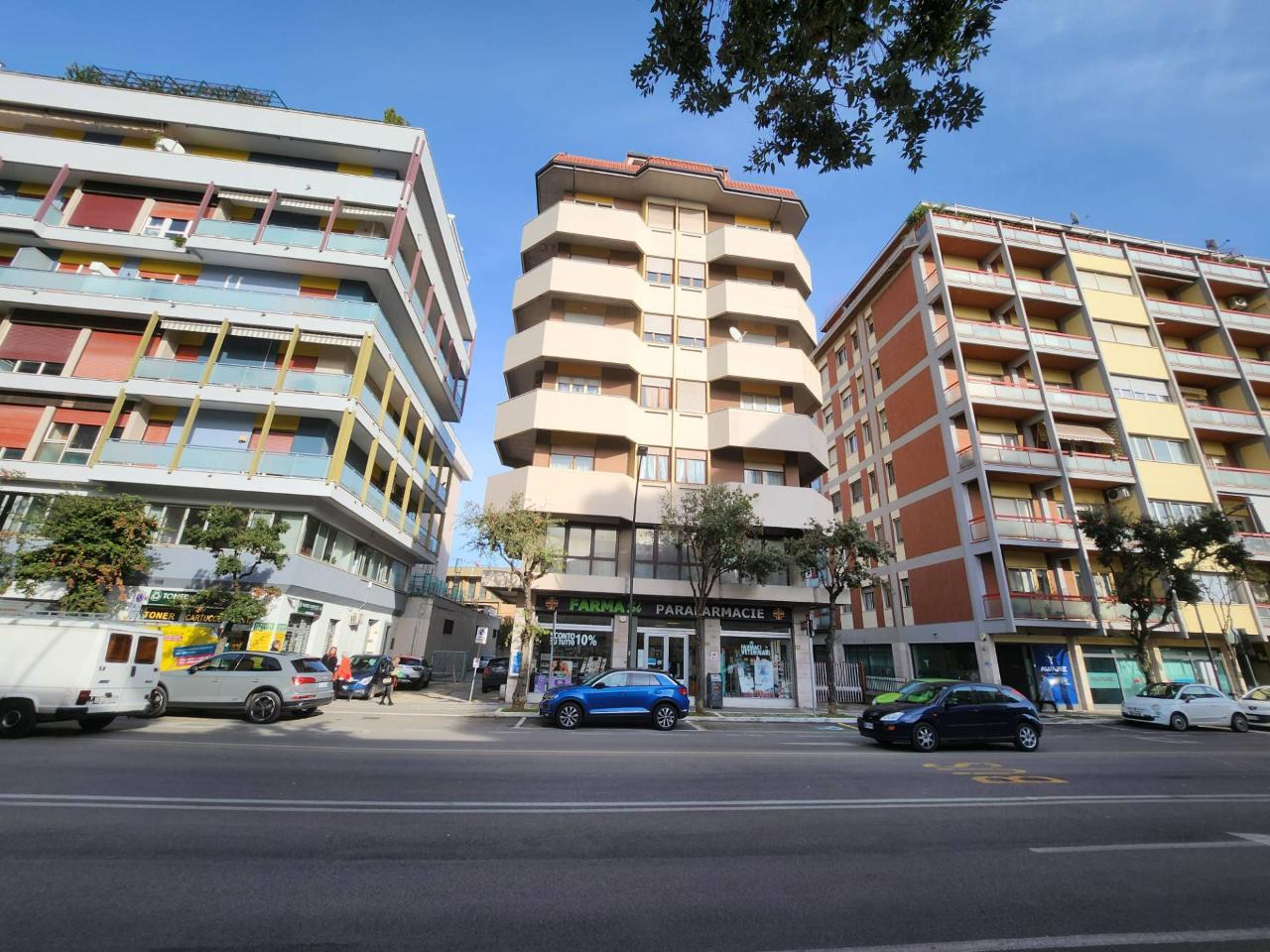Ufficio in Viale Marconi 135, Pescara, {3} - Foto 1