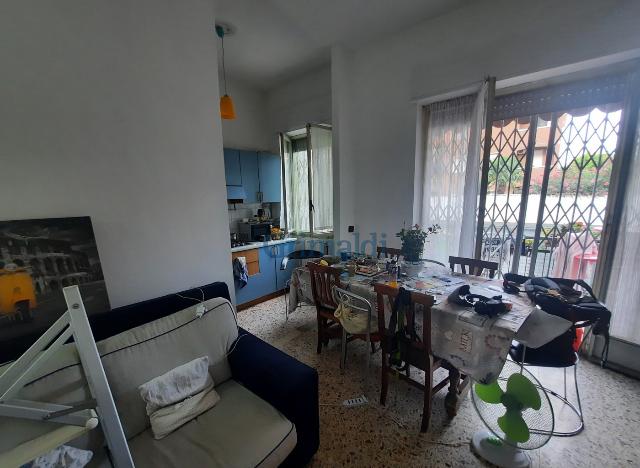 2-room flat in Viale Stadio, Magenta - Photo 1