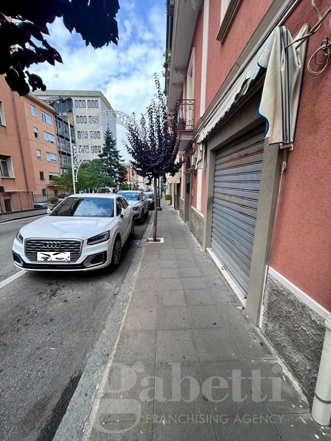 Negozio in Via Francesco Cammarota 76, Vallo Della Lucania, {3} - Foto 2