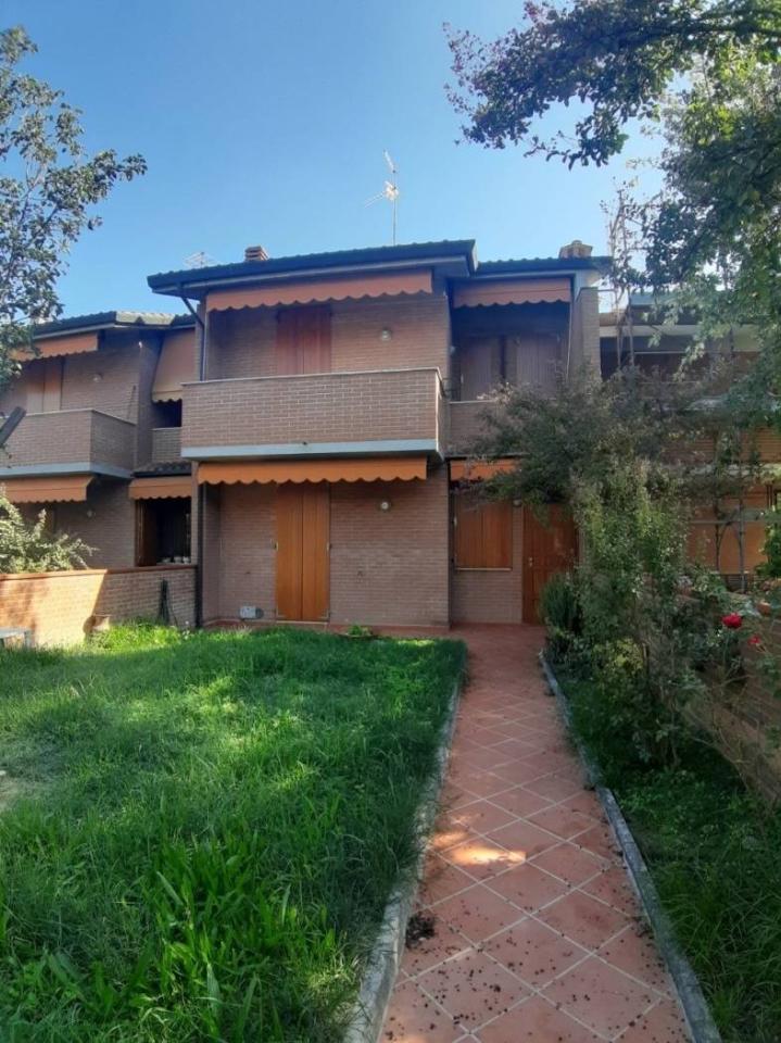 casa indipendente in affitto a Ferrara
