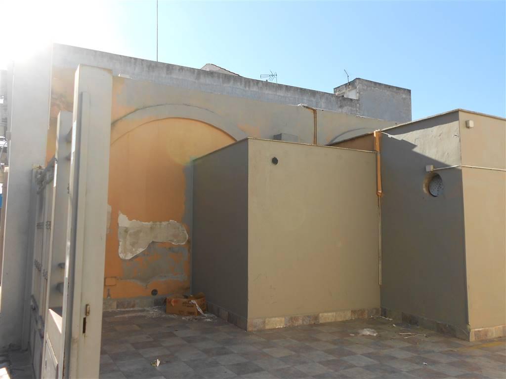 Negozio in , Statte, {3} - Foto 2