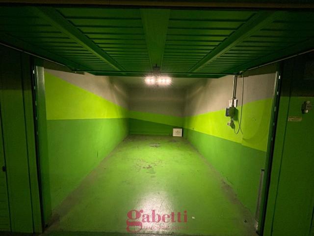 Garage or car box in {3}, Piazza Cavour 1 - Photo 1