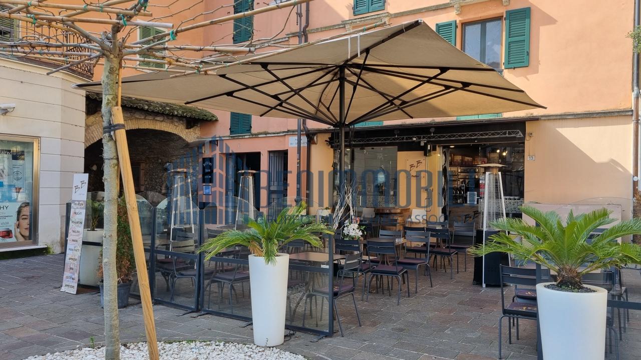 Bar in vendita a Desenzano Del Garda