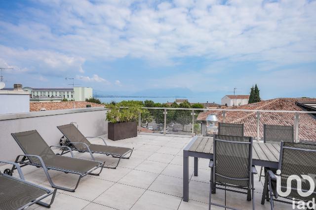 Penthouse in Via Giuseppe di Vittorio 15, Desenzano del Garda - Photo 1