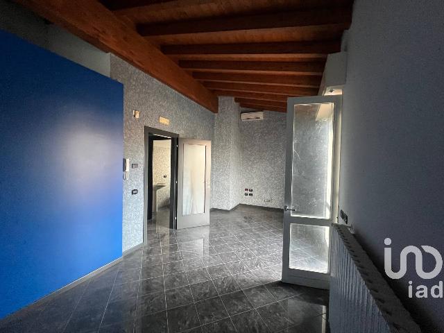 2-room flat in Strada Viale Europa, Castel Goffredo - Photo 1