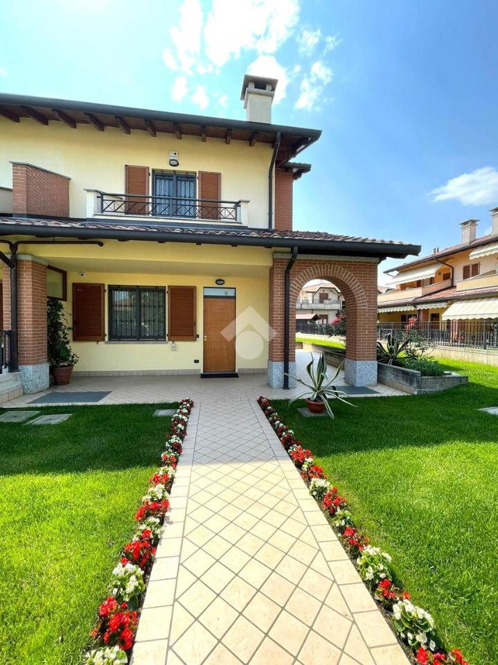 Villa in vendita a Ciserano