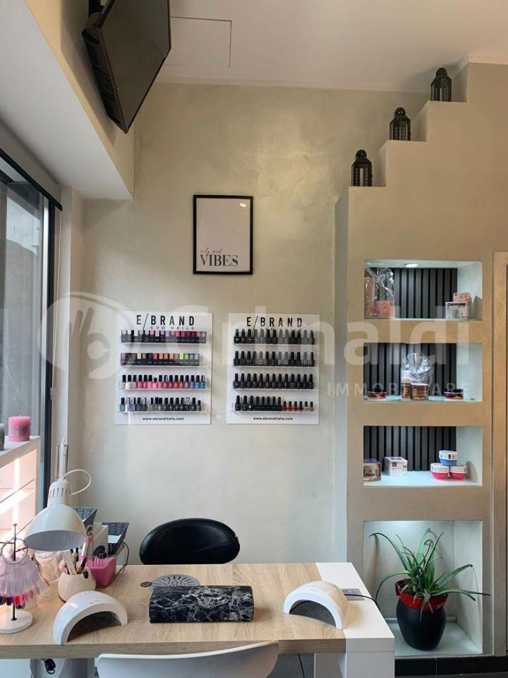 Esercizio commerciale in Viale Matteotti  50, Sesto San Giovanni, {3} - Foto 2