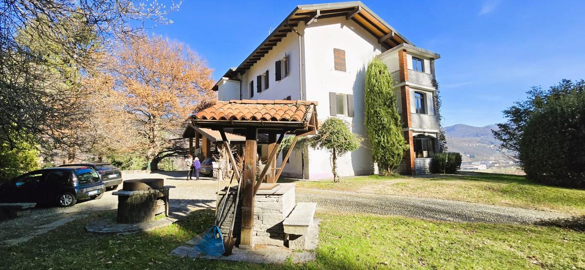 Villa in vendita a Brissago Valtravaglia