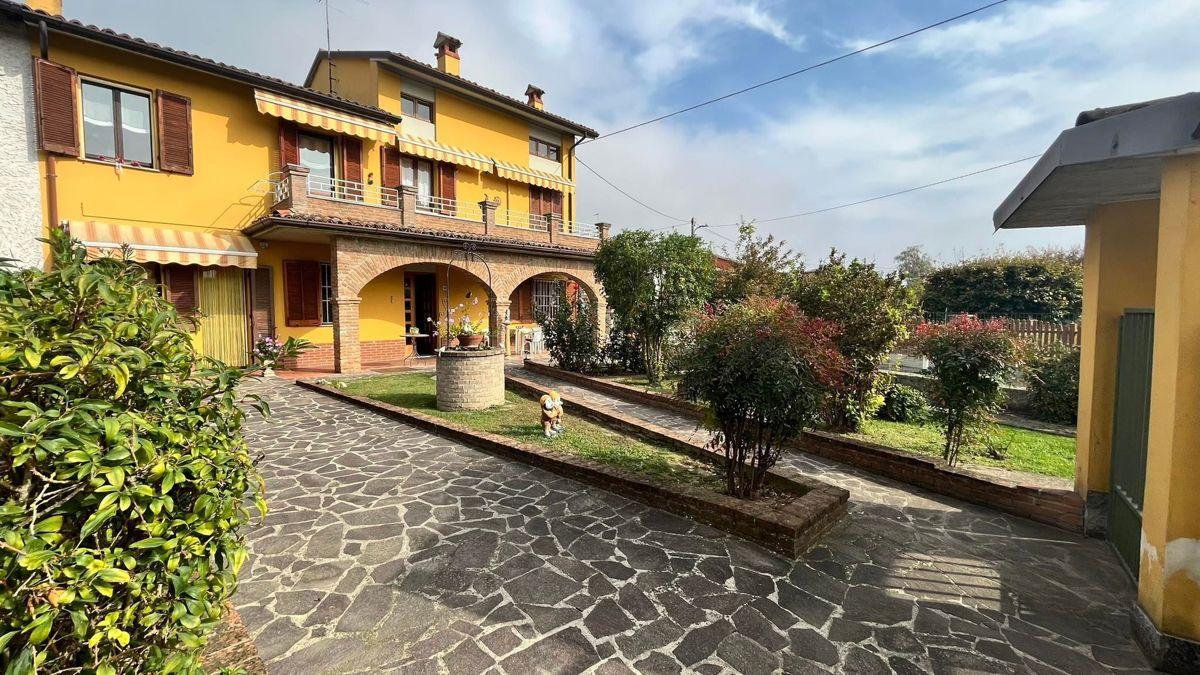 Villa in vendita a Mezzanino