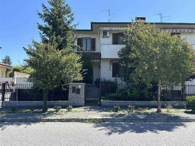 Villa in Via dei Fiori, Sant'Angelo Lodigiano - Foto 1