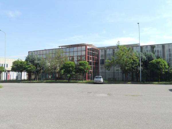 Industrial shed in Viale Alcide De Gasperi 98, Rho - Photo 1