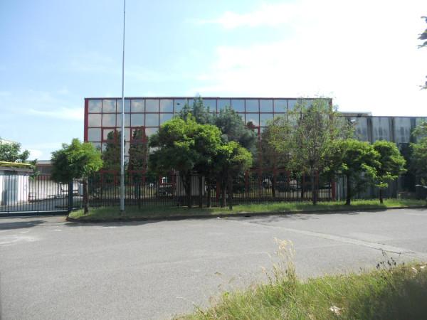 Industrial shed in Via Alcide De Gasperi 106, Rho - Photo 1