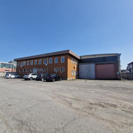 Industrial shed in Via Pietro Mascagni, Lainate - Photo 1