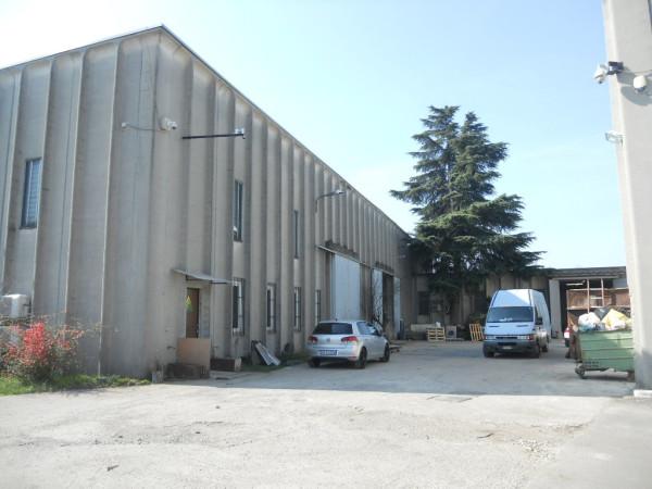 Capannone in Via Galileo Galilei, Cornaredo, {3} - Foto 2