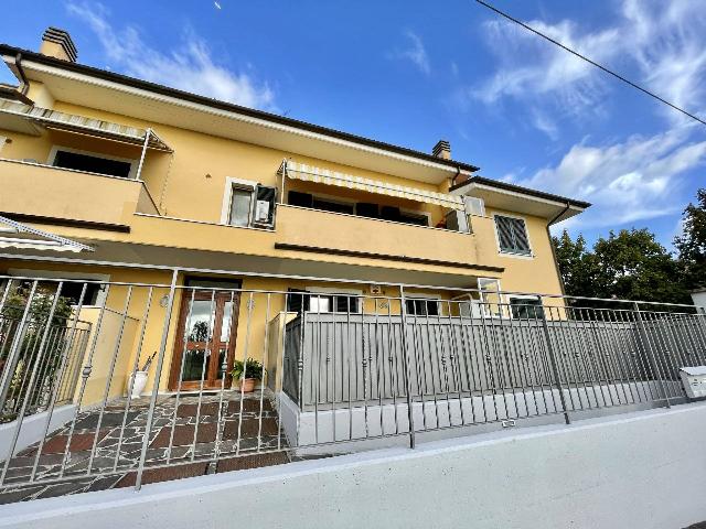 3-room flat in Via Pescia Vecchia, Ponte Buggianese - Photo 1