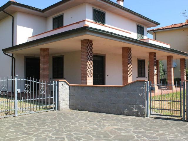 Mansion in Via Cavalieri di Vittorio Veneto 12, Altopascio - Photo 1