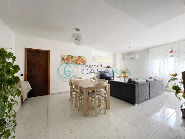 4-room flat in Via Silvio Spaventa, Tortoreto - Photo 1