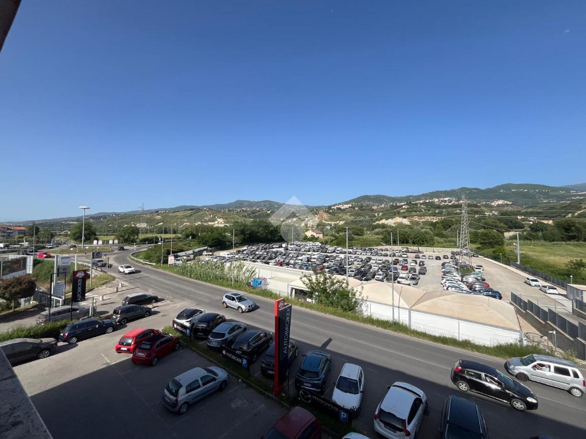 Negozio in Contrada Conci Stocchi, Rende, {3} - Foto 1