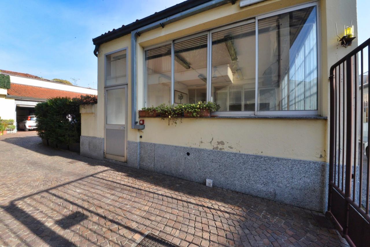 Capannone in Via Villoresi 15, Muggiò, {3} - Foto 1
