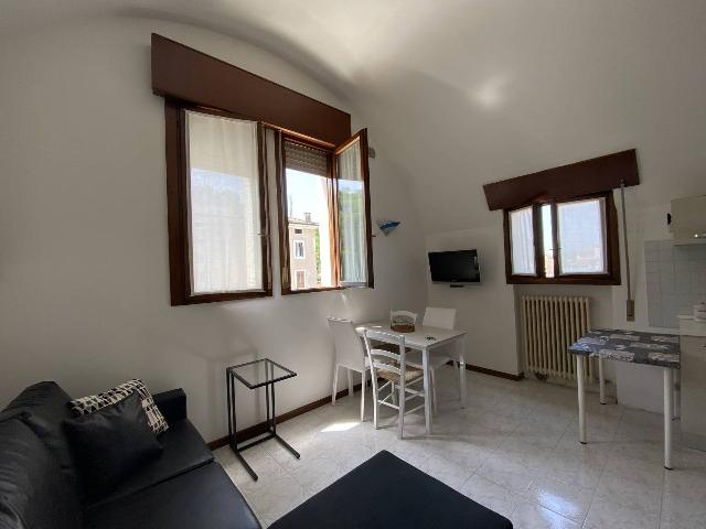 2-room flat in {3}, Viale Arnaldo Fusinato 136 - Photo 1