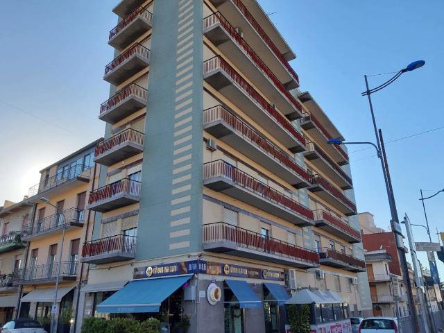 Apartament in Via del Mare  34, Barcellona Pozzo di Gotto - Photo 1