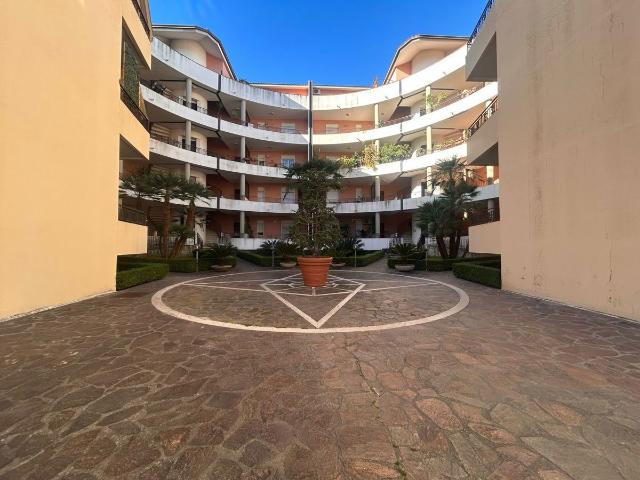 4-room flat in {3}, Via Medaglia d'Oro Lorenzo Cutugno 27 - Photo 1