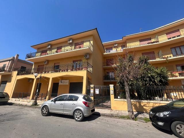 Apartament in Via Pitagora  47, Barcellona Pozzo di Gotto - Photo 1