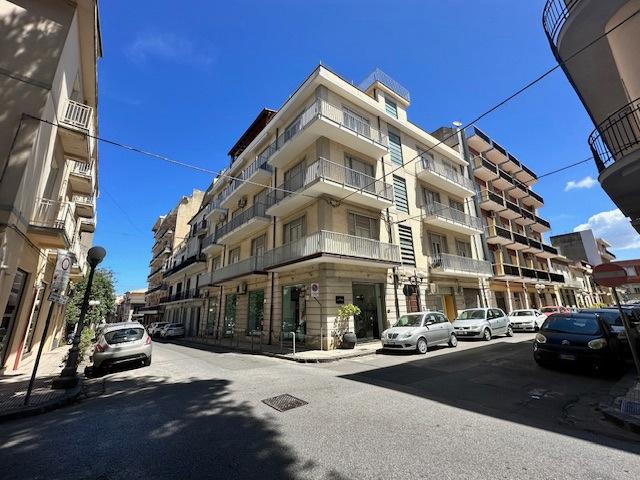 Apartament in Via Dante Alighieri 61, Barcellona Pozzo di Gotto - Photo 1