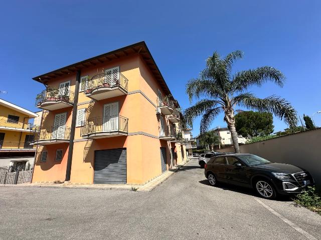 3-room flat in Via Statale Oreto 72/C, Barcellona Pozzo di Gotto - Photo 1