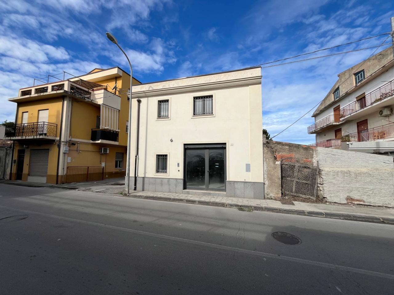 Negozio in Via Statale Oreto 59, Barcellona Pozzo Di Gotto, {3} - Foto 2