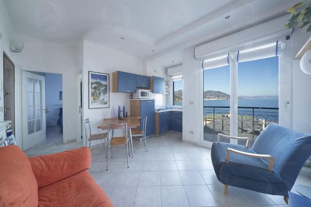 2-room flat in Via Punta Tacuara, Laigueglia - Photo 1