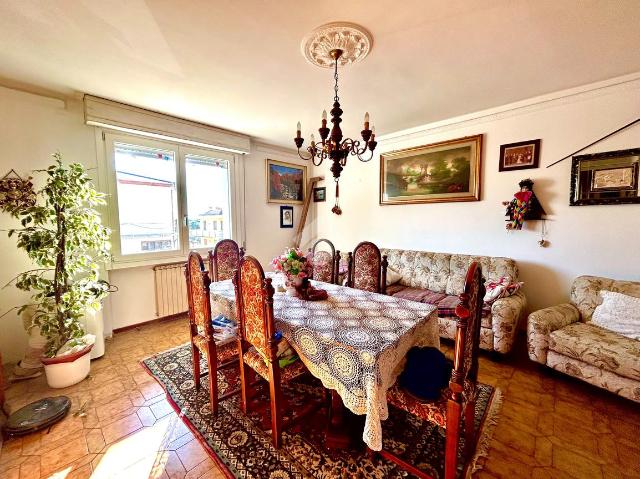 4-room flat in {3}, Via Filippo Lippi 22 - Photo 1