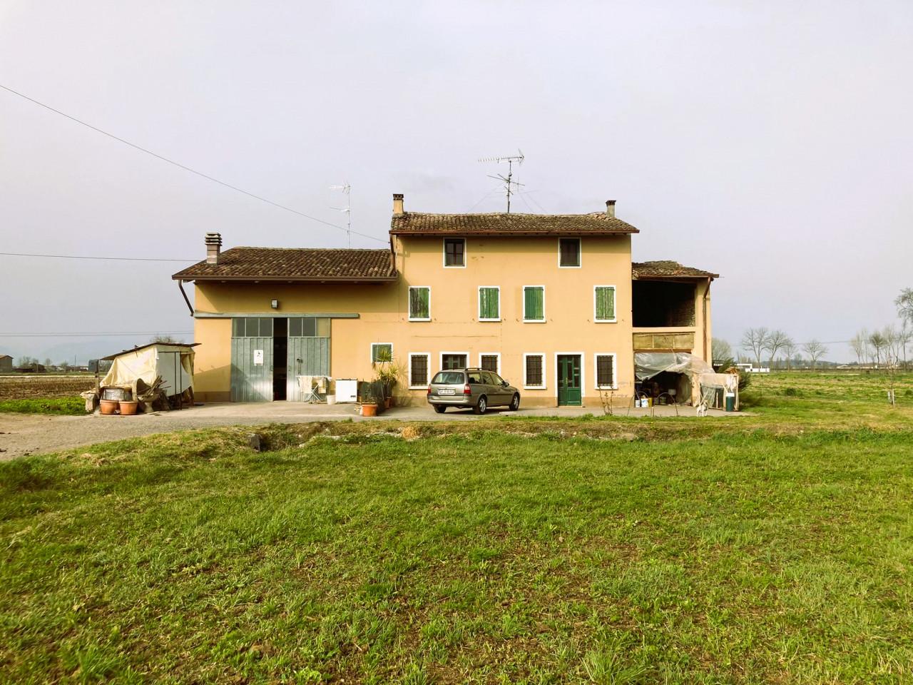 Casale in vendita a Calvisano