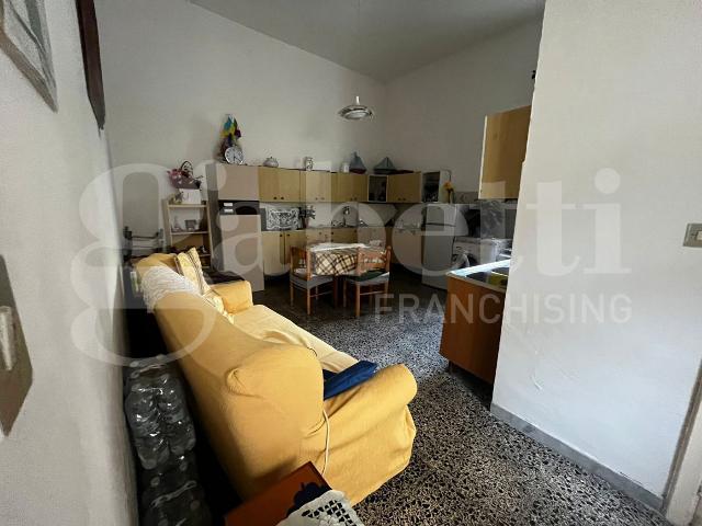 2-room flat in Via Gramsci 93, Nocera Inferiore - Photo 1