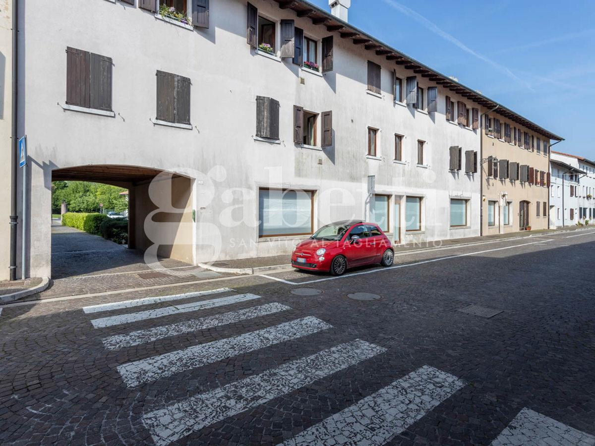 Negozio in Via Giotto di Bondone 23, Sesto Al Reghena, {3} - Foto 2